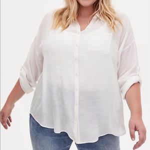 Torrid Shirt NWT SZ 00X White Button Front Top